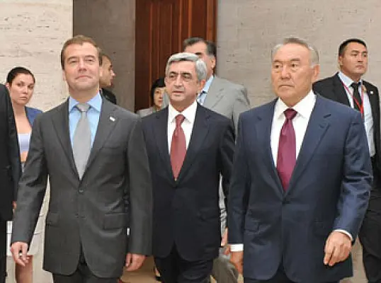 ՀԱՊԿ անդամ-երկրների ղեկավարները «Հարսնաքարում» են