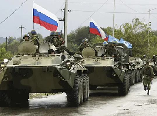 Россия не будет менять функции базы в Армении