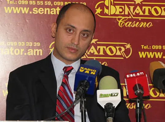Թուրքերն ու հայերն իրար մասին ոչինչ չգիտեն. Օզքան