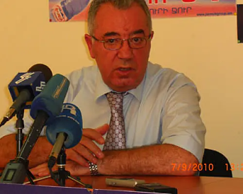Պատգամավորն Ադրբեջանի ներկայացրած բանաձևում վտանգ չի տեսնում