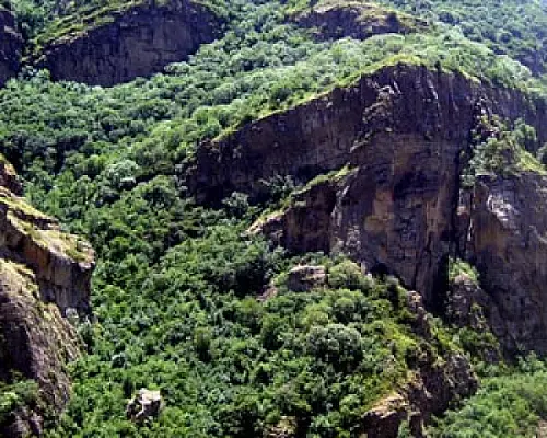 Դավթաշենի կամրջի տակ հայտնաբերվել է 25-ամյա տղամարդու դիակ