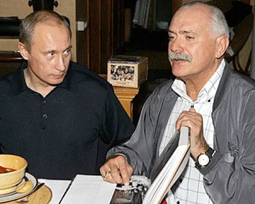 Шахназаров сравнил Михалкова с фашистом