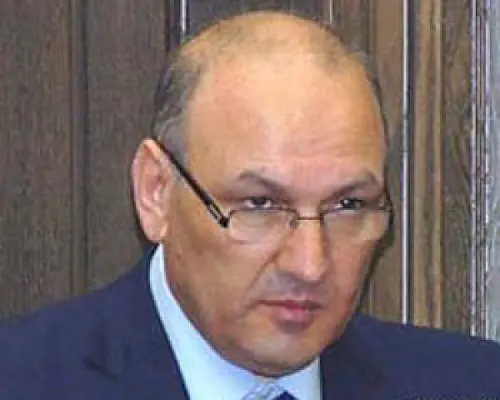 Հայաստանի ՊԵԿ նախագահը պետական լծակներն օգտագործում է հարստանալու նպատակով. Զուրաբյան