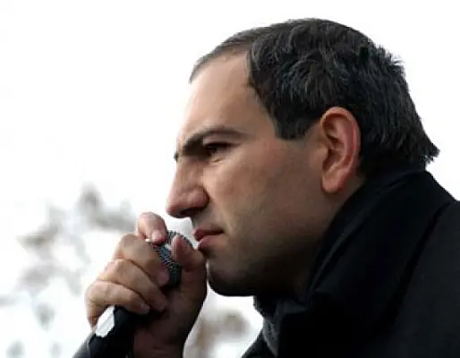 «Կոշ»-ում հարձակվել են Նիկոլ Փաշինյանի վրա