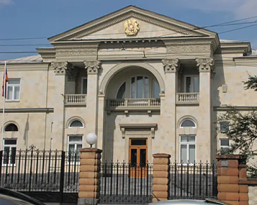 Երիտասարդ կանայք կբողոքեն նախագահի նստավայրի դիմաց