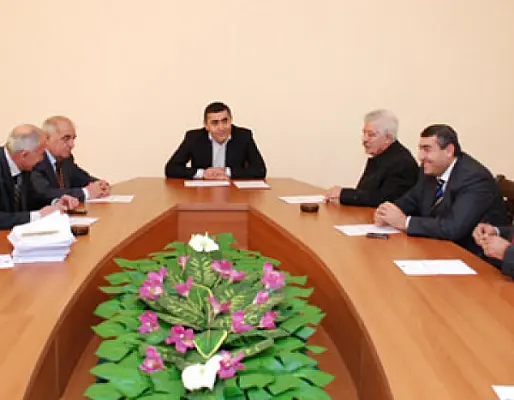 ՀՀ ԱԺ-ն որոշել է առայժմ չքննարկել Ադրբեջանի հայ բնակչությանը վերաբերող հայտարարությունը
