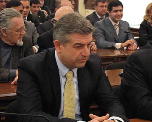 Կադրային ցեղասպանություն չի լինի, խոստանում է նոր քաղաքապետը