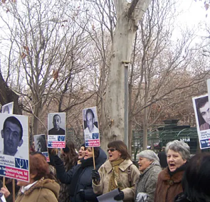 Armenian Women Asking for Political Prisoners' Release Gathered in Front of Prosecutor's Office Today