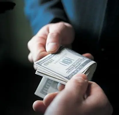 Yerevan City Hall Employee Caught in the Act of Accepting Bribes