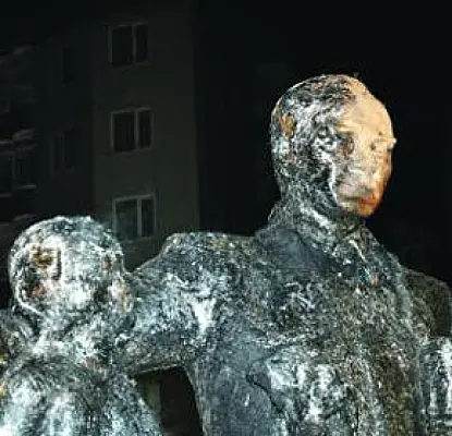 В поджоге памятника Отцу турок подозревают курдов