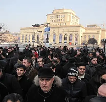 Armenian Merchants' Demands Partially Met, But Protests will Continue