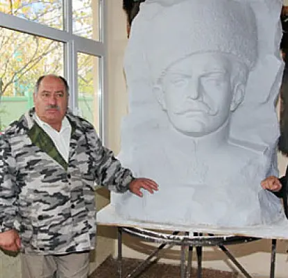 Sochi Armenians Advised to Solve their Problems in their Homeland
