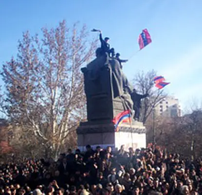 «Объединить Площадь». В Армении обсудили определение революционной ситуации