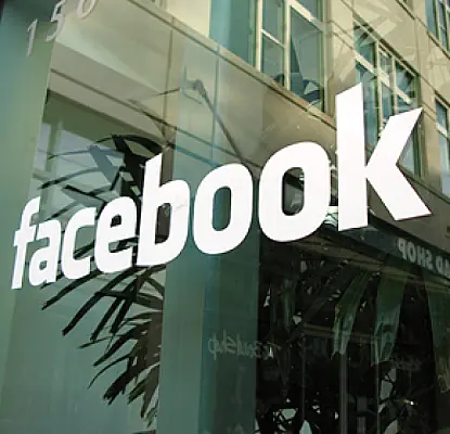 Facebook-ում «Բաժանումների հայտարարություն»  է հայտնվել