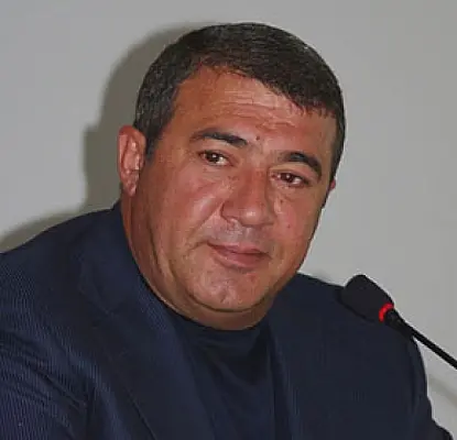 Ռուբեն Հայրապետյանը լրագրողին տգետ է անվանել և հայհոյել