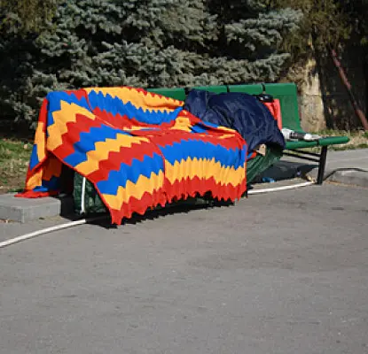Не евший трое суток депутат чувствует себя нормально. В центре Еревана стартовал сбор подписей