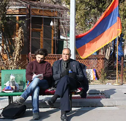 Hovannisian Highlights Fact that Ter-Petrossian Didn't Approach Him Yesterday