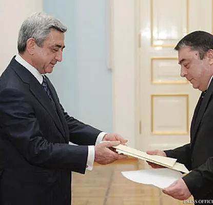 Հայաստանում Վրաստանի նոր դեսպանը խոստանում է խորացնել հայ-վրացական կապերը