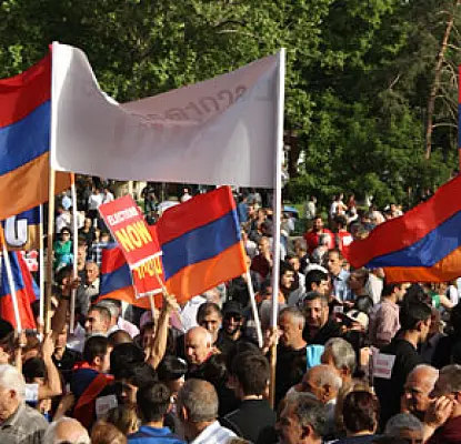 Я пойду на митинг, но не знаю, почему. Художники и политики о мероприятии оппозиции