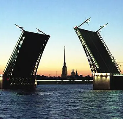 'St. Petersburg' in Yerevan, 'Yerevan' in St. Petersburg