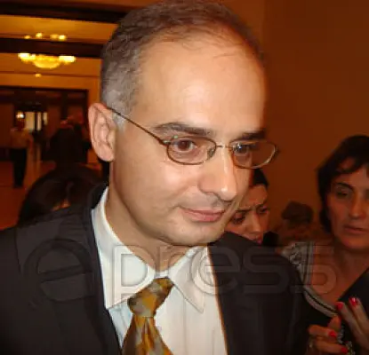 Armenia Ruling Coalition Document Provides Grounds for Early Elections, Says Key Opposition Figure (PHOTO)