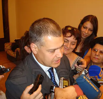 Ruling Coalition, Opposition See Eye to Eye on HAK Youth Incident with Police: Harutyunyan
