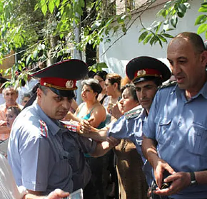 Полиция обеспечила алиби племянникам Сержа Саргсяна