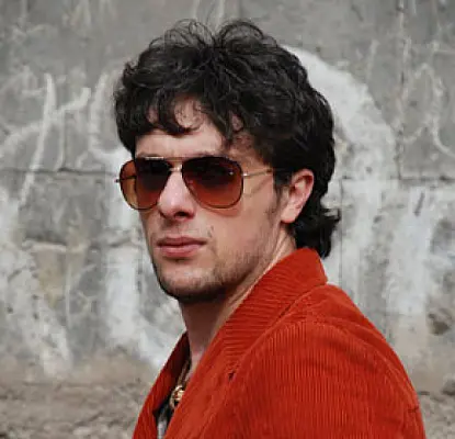 Local Comedian Aram MP3: 'We Don't Perform at Weddings - That's What We Decided'