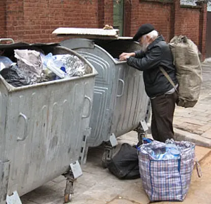 Winter Difficult Time for Yerevan's Homeless: Shelter's Full, Says Director