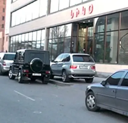 «Նիկո» խանութի մոտ միջադեպի առնչությամբ երկու մարդ է ձերբակալվել