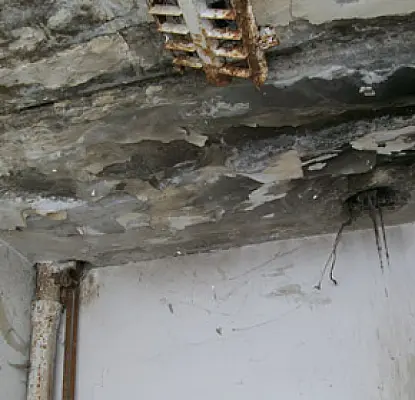 ՖՈՏՈ - Հրազդանի քաղաքապետի ընտրություններից մեկ օր առաջ ընտրատարածքն անմխիթար վիճակում է