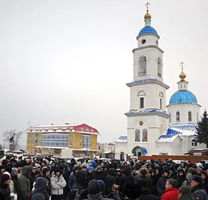 Армяне «уже достали», ножом ударил «грузин». Главное, чтобы «сел нерусский»