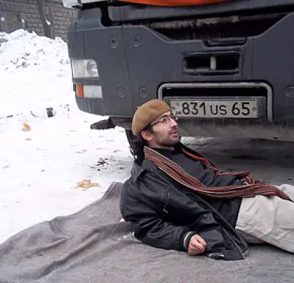 Активист начал кушать, поверив подполковнику. Мэр Еревана рассуждает о собственности