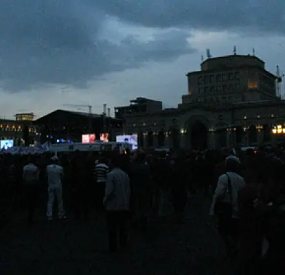 Ոստիկանությունում օպերատիվ խմբեր են ստեղծվել. քննում են Հանրապետության հրապարակի միջադեպը