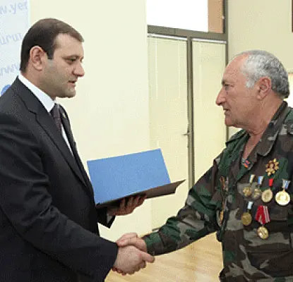 «Բանակում չծառայած Տարոն Մարգարյանը «Արծիվ մահապարտի» շքանշա՞ն է ստանում». կարծիք
