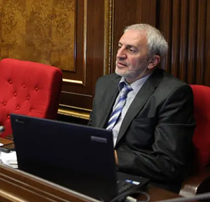 Տիգրան Սարգսյանին կոչ են արել «կառավարության գյամերը քաշել», կրկին զբաղվել Բամբակաշատի գործով