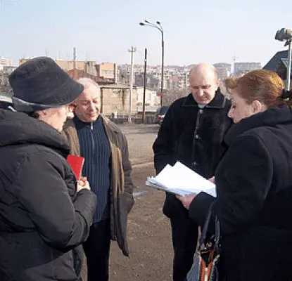 «Революция покидает Армению». Стоматологи решили голосовать не за Сержа Саргсяна
