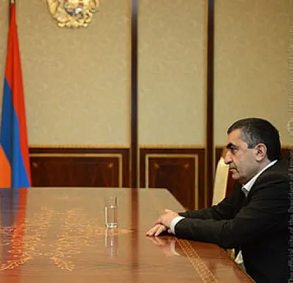 Սերժ Սարգսյանը շարունակում է խորհրդակցությունները. հանդիպել է Արմեն Ռուստամյանին