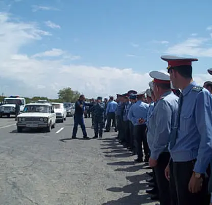 Վարչապետը գյուղացիներին խոստումներ է տվել. Սերժ Սարգսյանի ճանապարհը չեն փակի