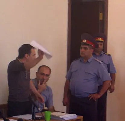 Зампред правящей партии не имеет ничего против политзаключенного Аракеляна