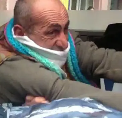Гражданин требует встречи с Сержем Саргсяном, угрожая зашить себе рот