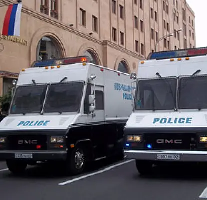 Правозащитник заявил о нарушениях со стороны полиции на акции против визита Путина