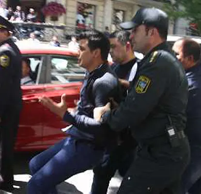 В Баку арестовали и оштрафовали активистов