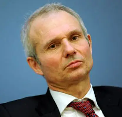 «Солдаты моложе перемирия». Министр по делам Европы о Карабахе