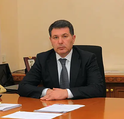 Экс-министр экологии Армении наградил себя медалью – газета