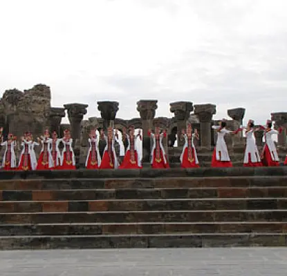 Դպրոցներում «Ազգային երգ ու պար» առարկան կնպաստի «հայեցի մտածողության պահպանմանը»․ վարչապետ