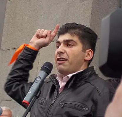 Политик начал голодовку перед офисом ОБСЕ в Ереване