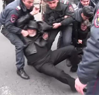 Митинги армянской оппозиции могут привести к серьезным последствиям – обсуждение