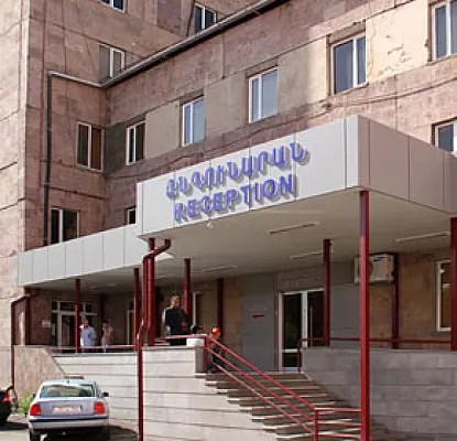 Զինծառայողի երեխային ծանր վիճակում «տուն են ուղարկել»․ «Հրապարակ»