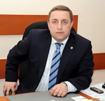 Брат армянского депутата совершил наезд на человека на служебном автомобиле